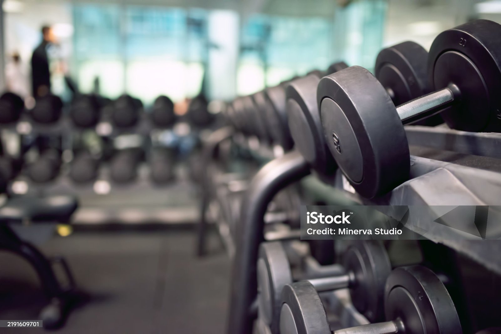 Claire Bernard dans son atelier